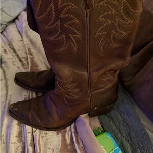 =TECOVAS COWGIRL BOOTS
The Annie. size 9 dark brown